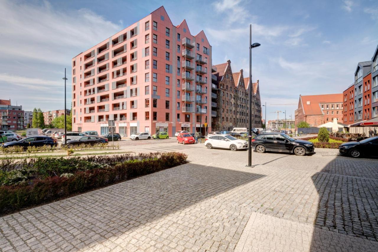 Live & Travel Apartments - Waterlane Island Gdansk Bagian luar foto