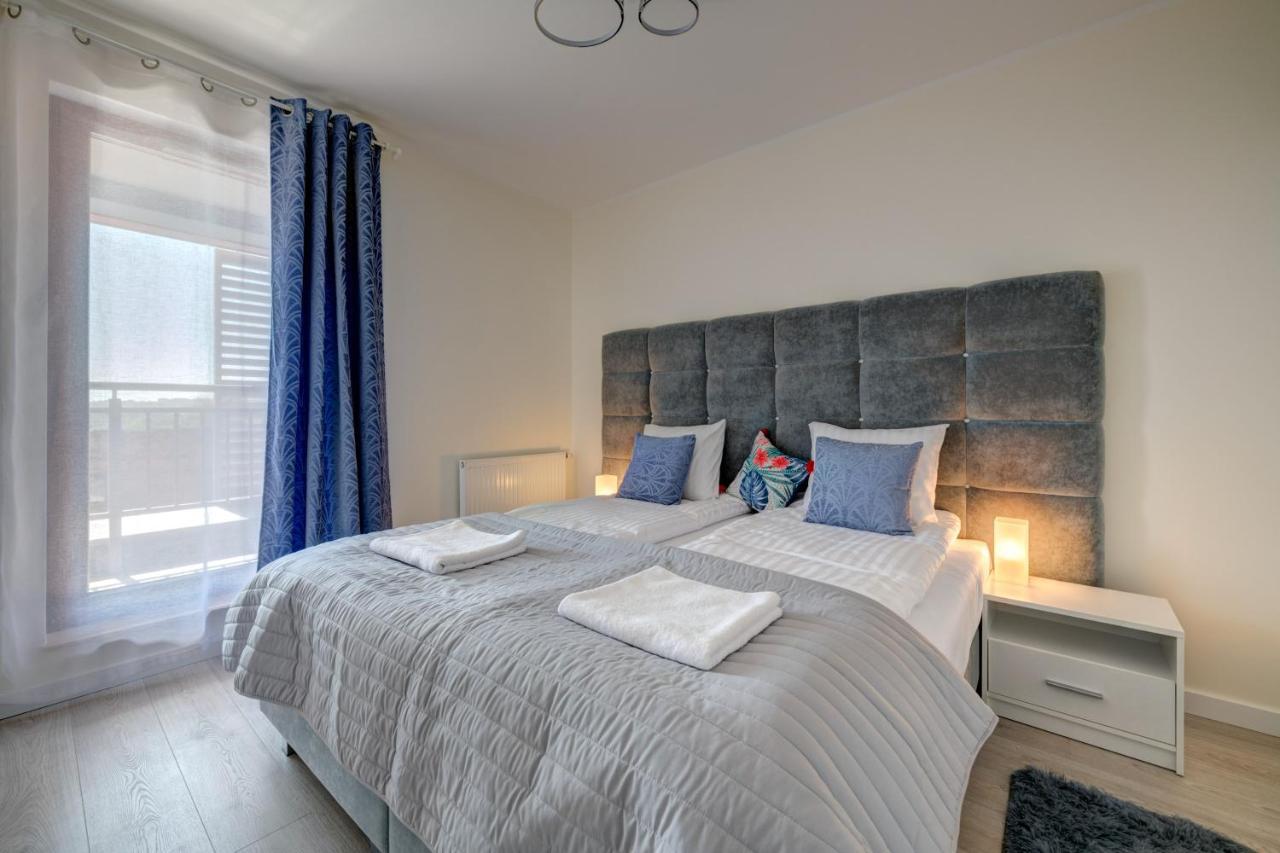 Live & Travel Apartments - Waterlane Island Gdansk Bagian luar foto